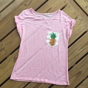 Pink pineapple pocket t-shirt